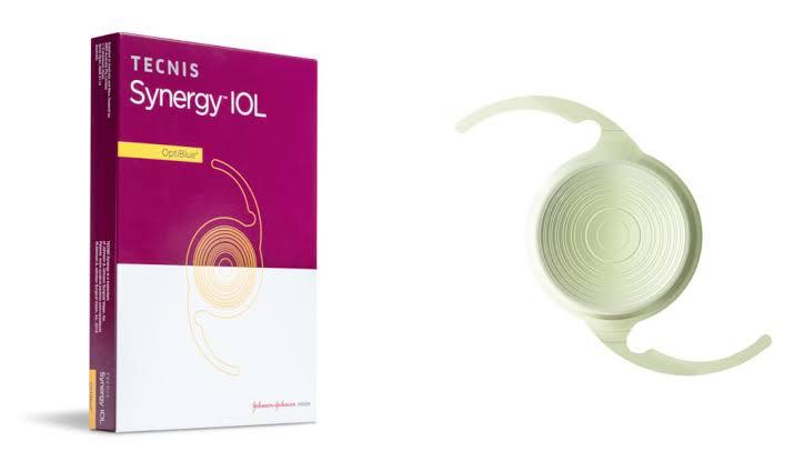 Johnson & Johnson Trifocal Lenses